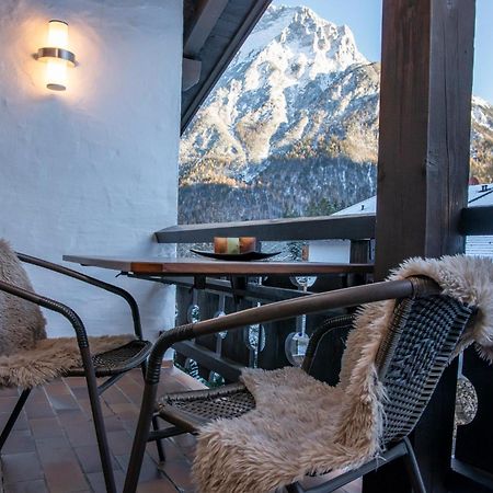 Ferienhaus Zauberberg - Magie Der Alpen - By Loewenherz Mittenwald Esterno foto